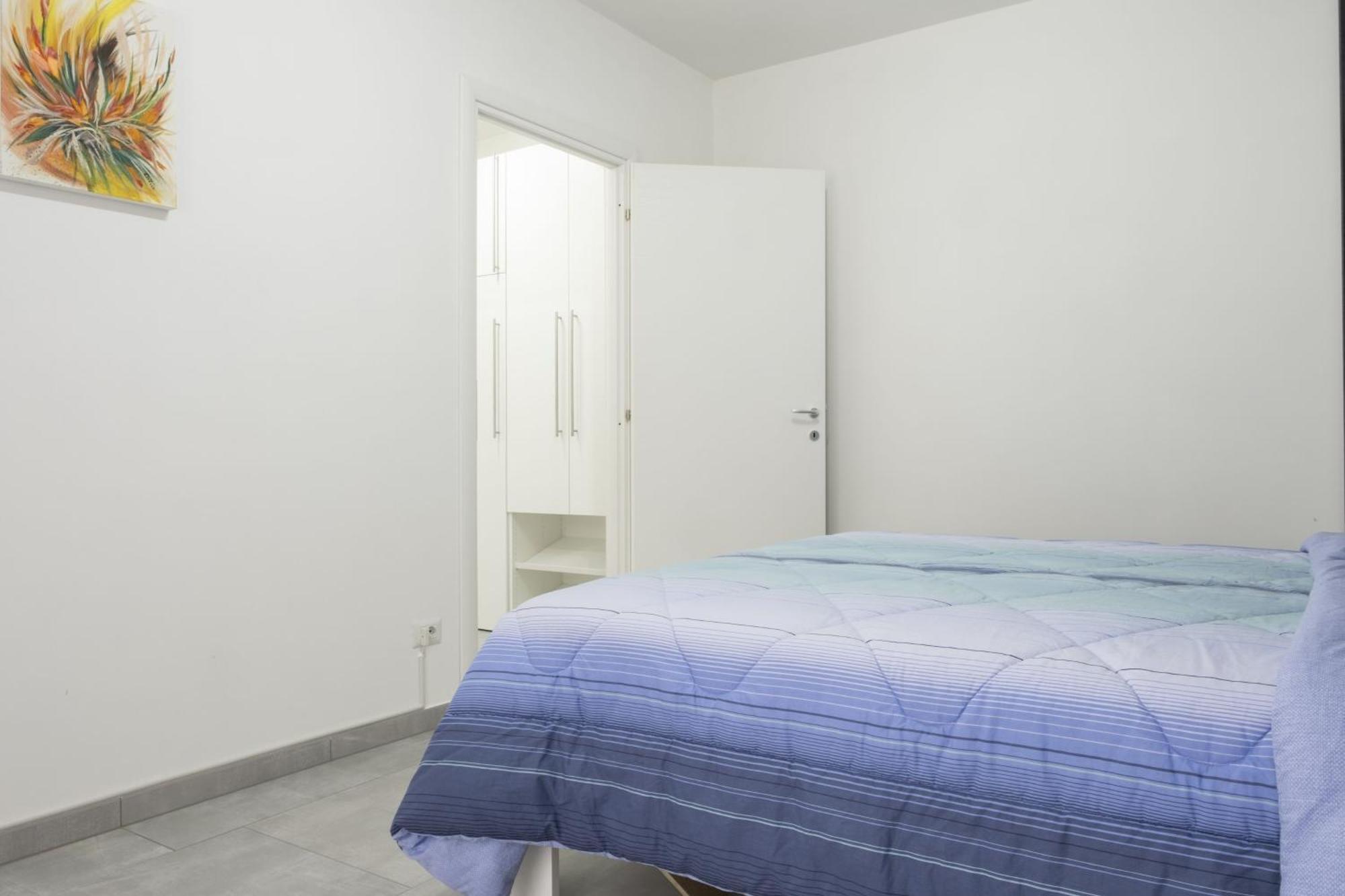 Appartamento Clalia Luino Bagian luar foto